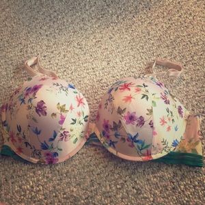 Victoria Secret bra